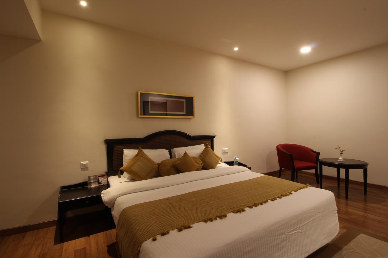 Minerva Grand Secunderabad Hotel Hyderabad Exterior foto